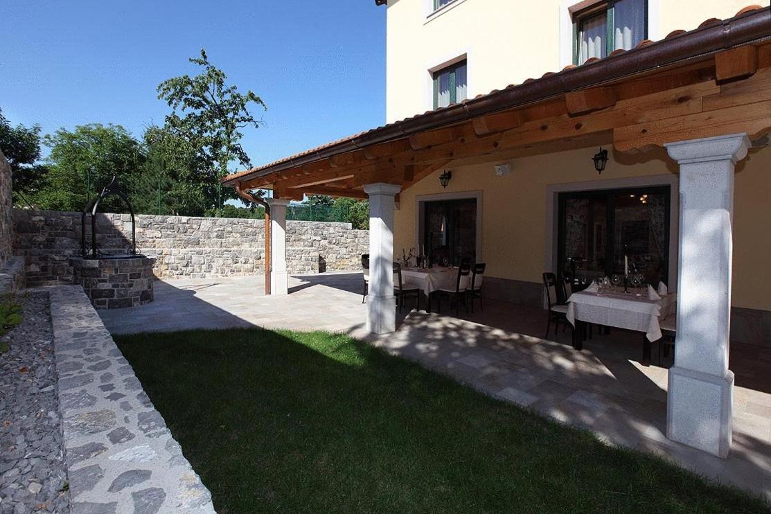 Bed And Breakfast Malovec Divača Exterior foto