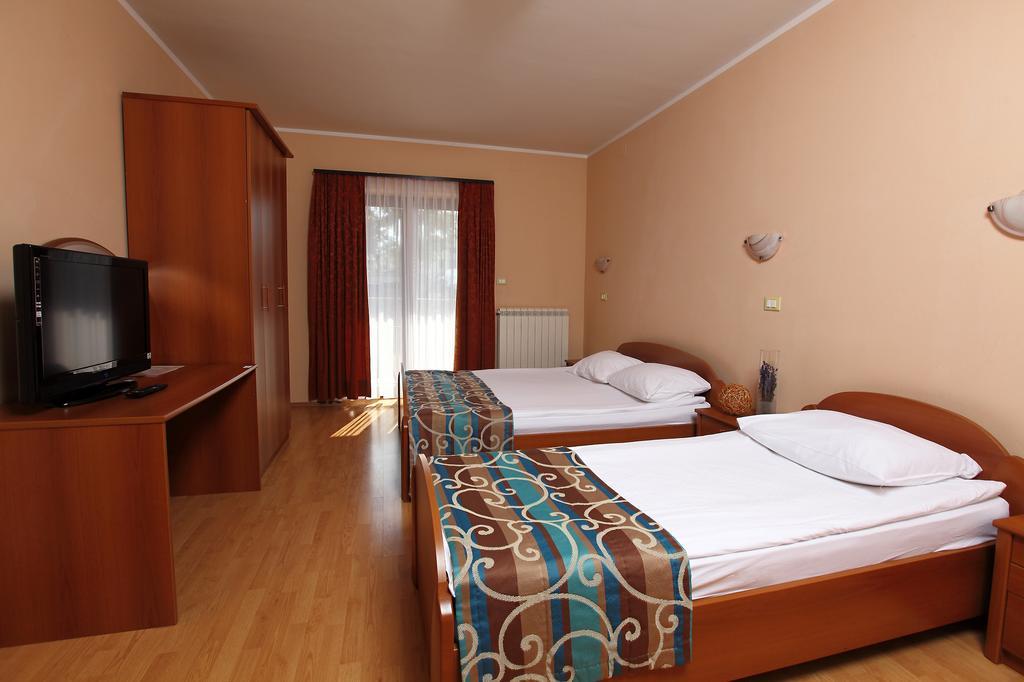 Bed And Breakfast Malovec Divača Exterior foto